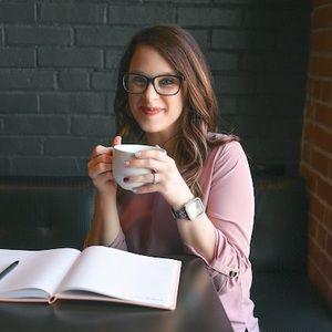 Meet your Posher, Kendra